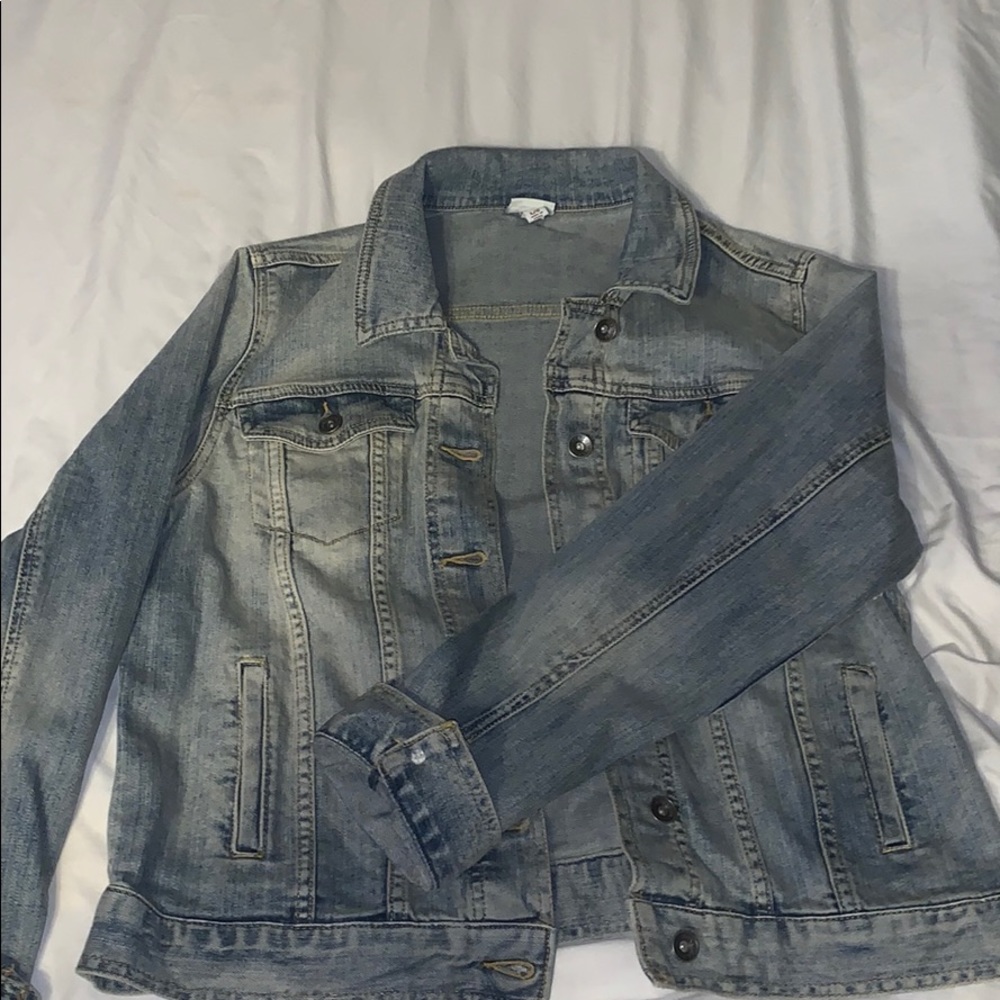 Light wash denim jacket
